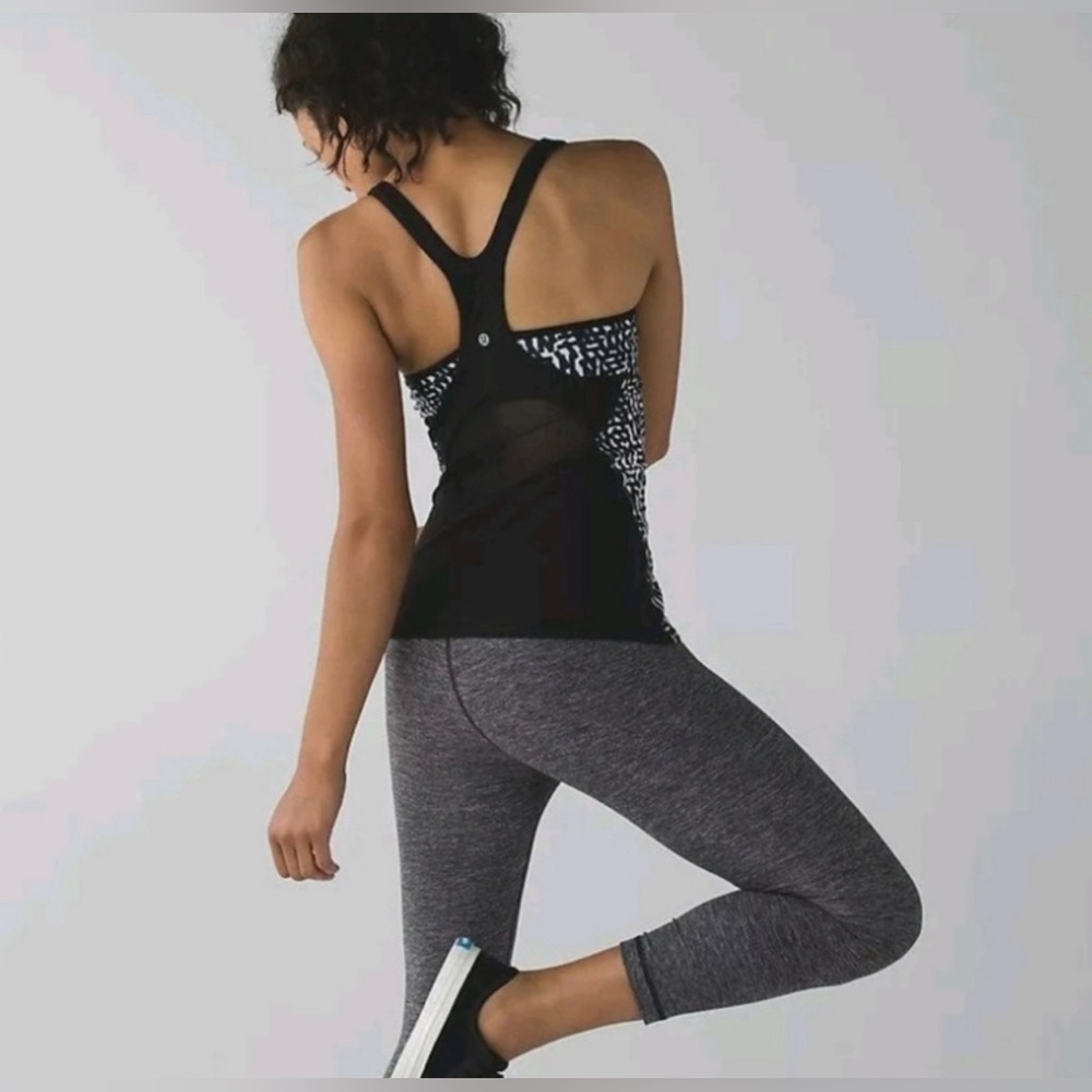 Lululemon Crossback Tank Geometric Pattern Size 4 - image 2